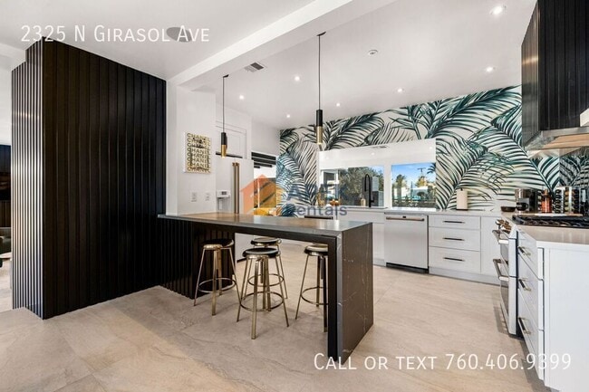 Building Photo - 2325 N Girasol Ave