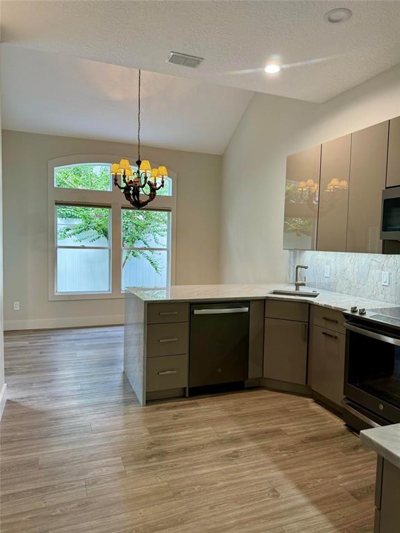 Building Photo - 782 S Pennsylvania Ave