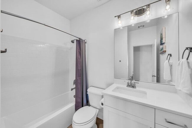 Building Photo - 4546 S Lucy Ln