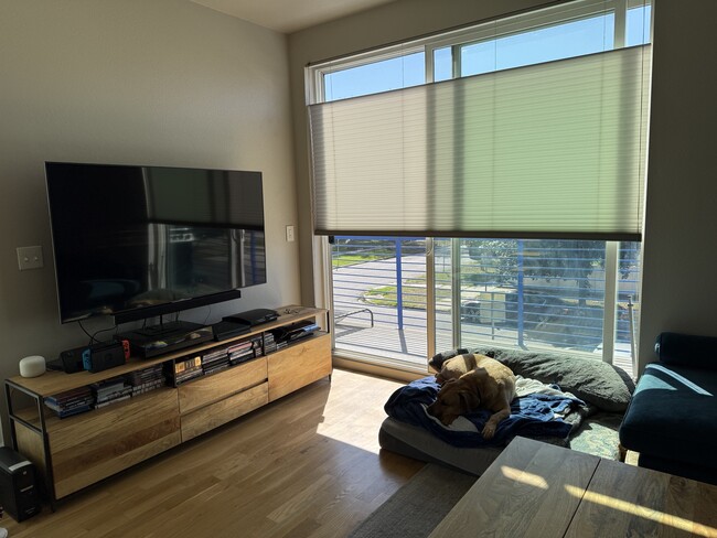 Building Photo - 1551 King St