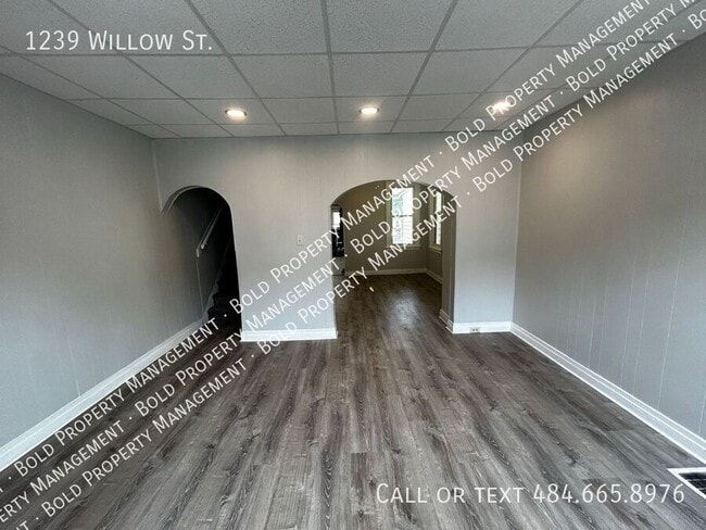 Building Photo - 1239 Willow St