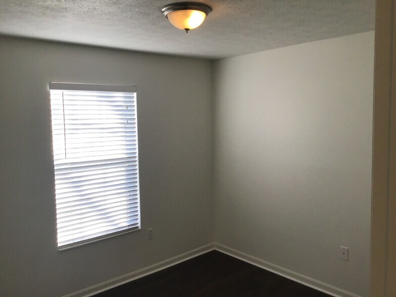 Building Photo - 2773 Presidential Dr