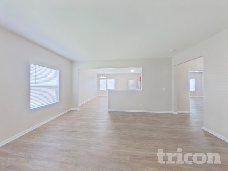 Building Photo - 1919 Rockycreek Ln