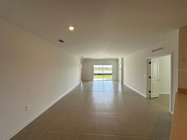 Building Photo - 5636 Lemon Grass St