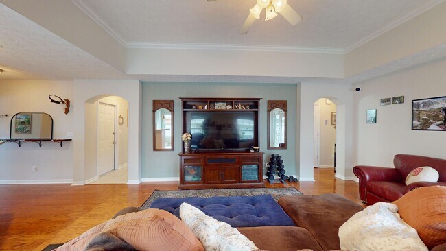Building Photo - 3bdrm/2bth convenient to everything in Prattville