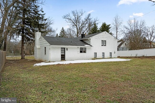 Building Photo - 383 Upper Gulph Rd