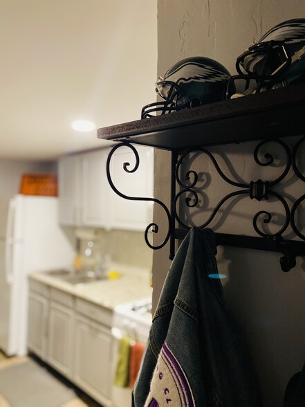 Kitchen area - 7901 Provident St