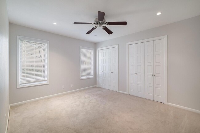 Building Photo - 4107 Tablerock Dr