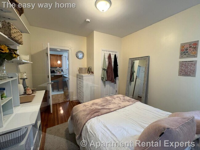 Building Photo - 29-31 Belknap St Unit #1