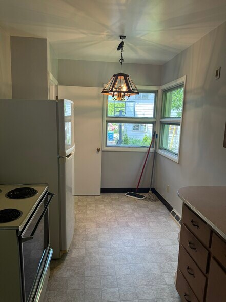 Building Photo - 2525 15th Street Ct