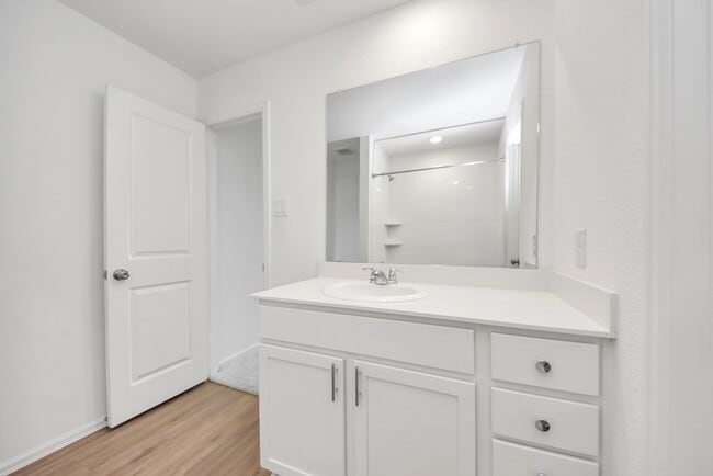 Building Photo - 10910 Bright Beacon Dr