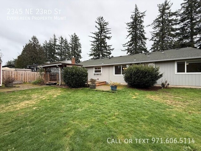 Building Photo - 2345 NE 23rd St