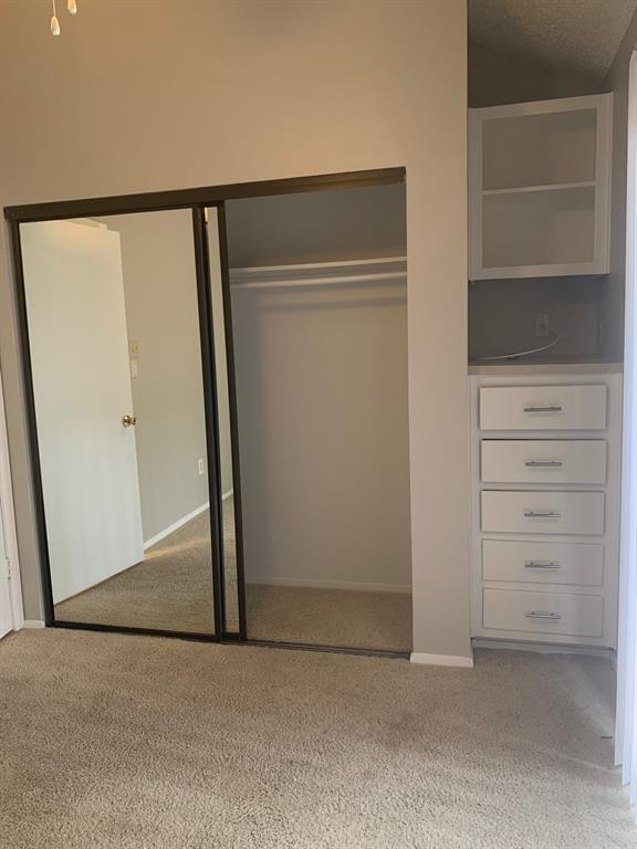 Building Photo - 2210 Pearl St