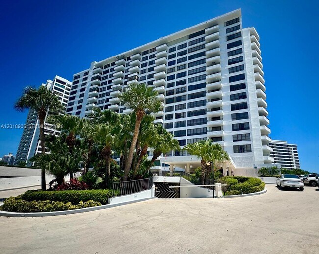 Building Photo - 600 Three Islands Boulevard