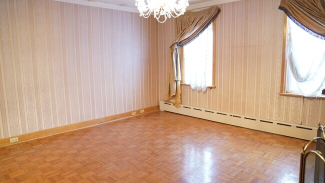 Building Photo - 6345 Morrowfield Ave