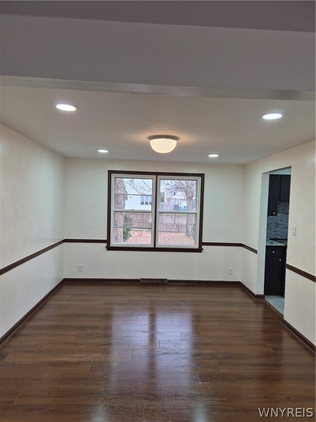 Building Photo - 210 Culpepper Rd