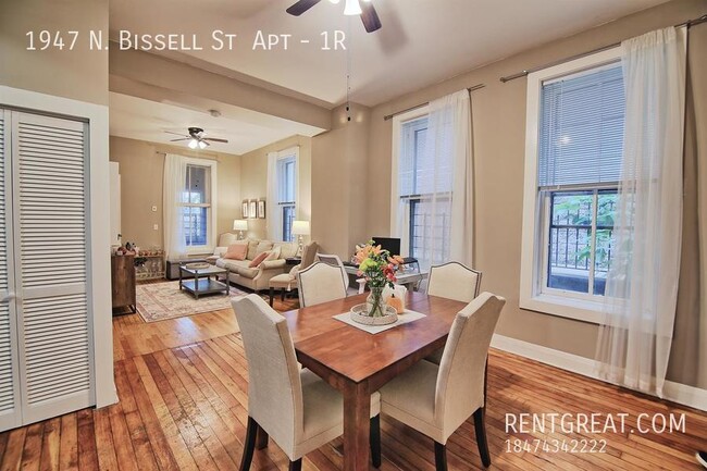 Building Photo - 1947 N Bissell St