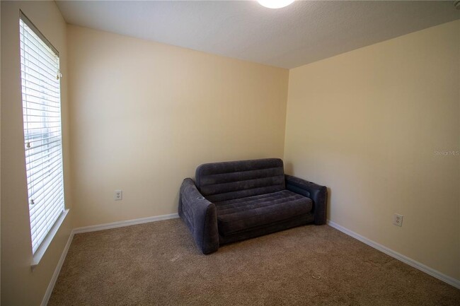 Building Photo - 14369 Babylon Way