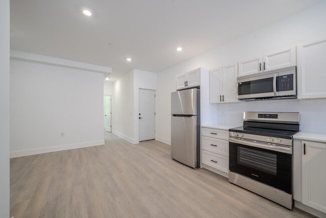 Building Photo - 1710 N 24th St