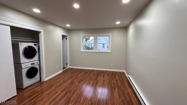 Building Photo - 12 Sipp Ave