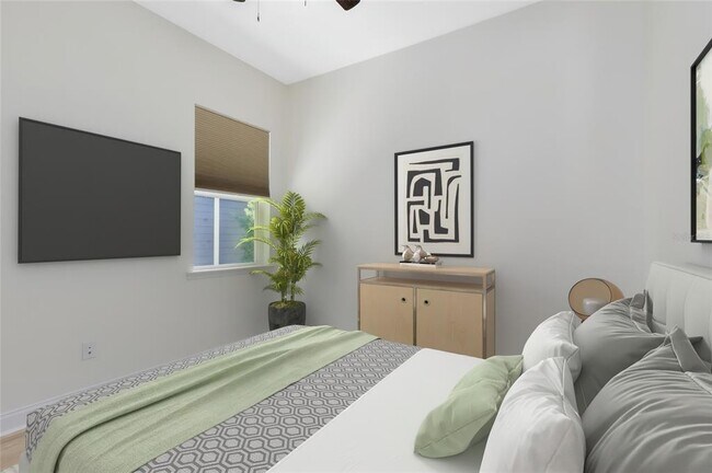 Building Photo - 8408 Laureate Blvd