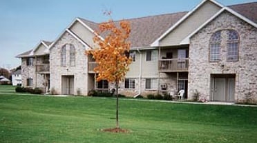 Primary Photo - Cedar Park Apartments
