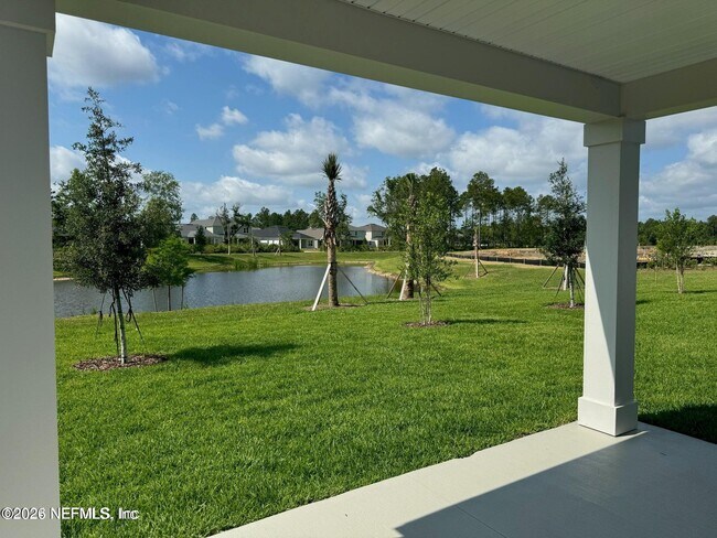 Building Photo - 41 Spruce Hl Pt