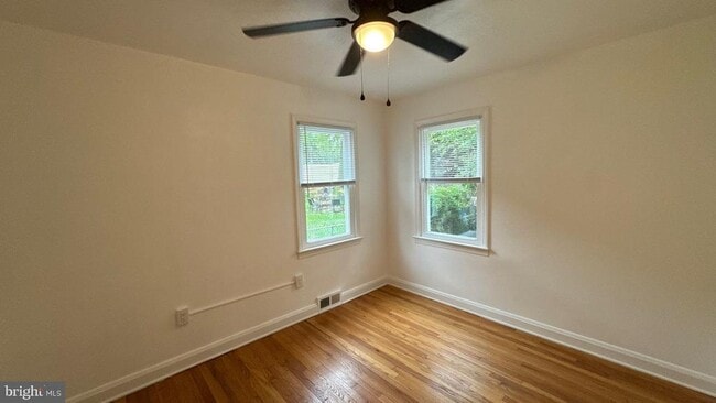 Building Photo - 436 Westshire Dr