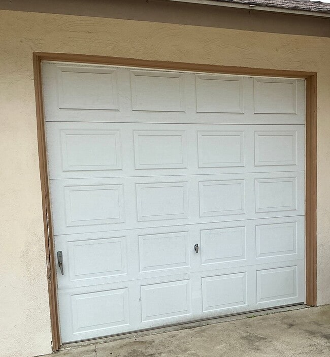 Building Photo - Washington (1004-1008)