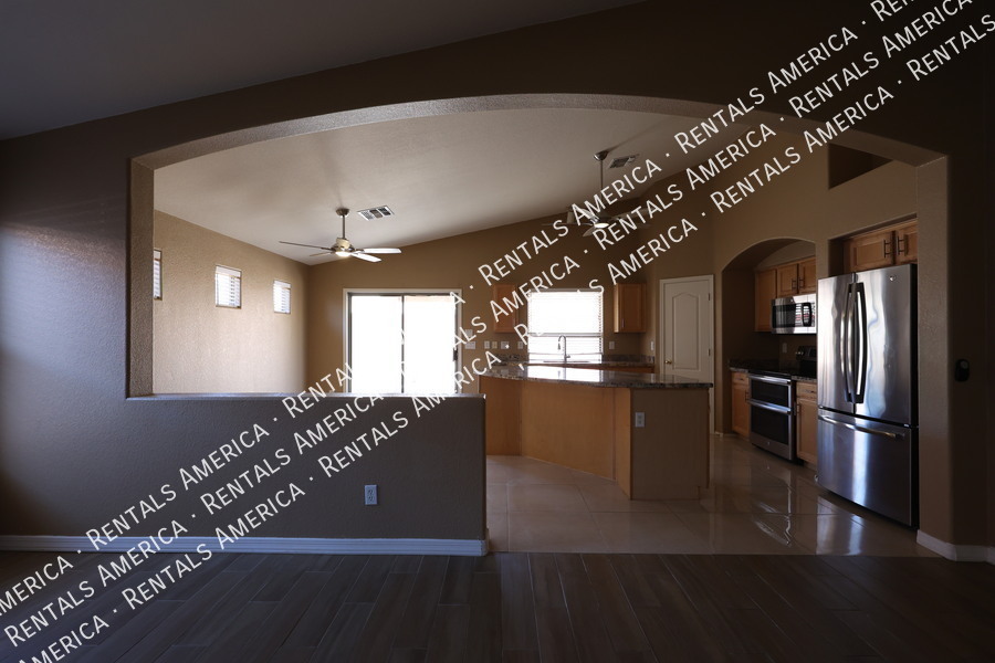 Building Photo - 42604 W Oakland Dr