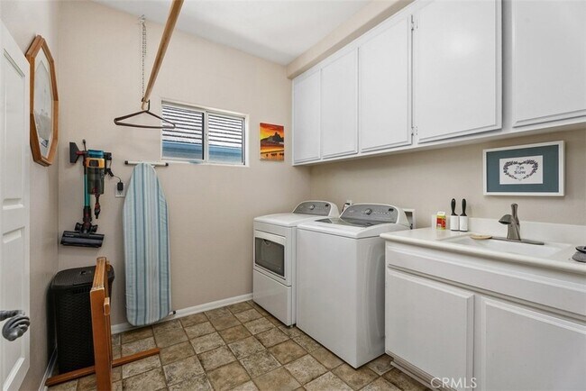 Building Photo - 33722 Bridgehampton Dr