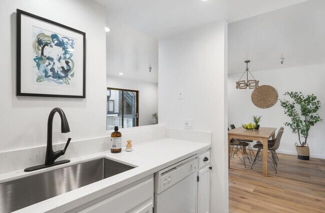 Building Photo - Exceptionally Upgraded First Floor Cedar Creek Condo with Patio by the Pool