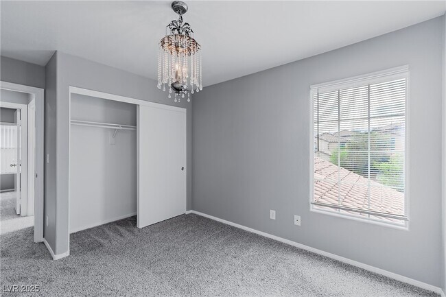 Building Photo - 776 Anacapri St