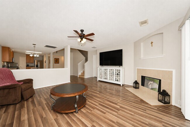 Building Photo - 17435 S Summit Canyon Dr