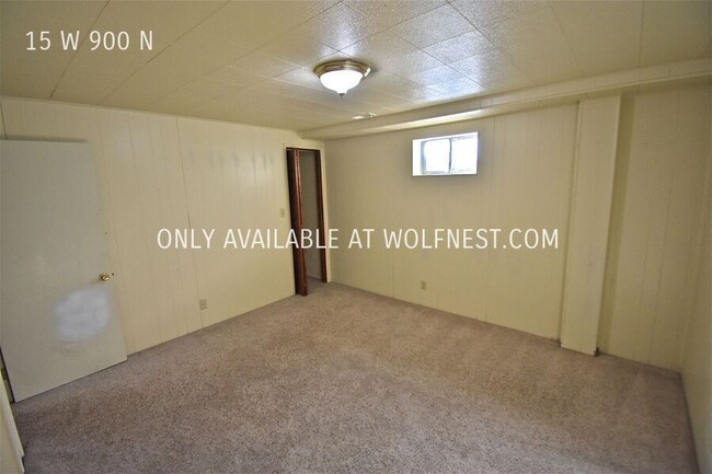 Building Photo - Lovely 4 Bed Orem Unit! No Deposit Option!