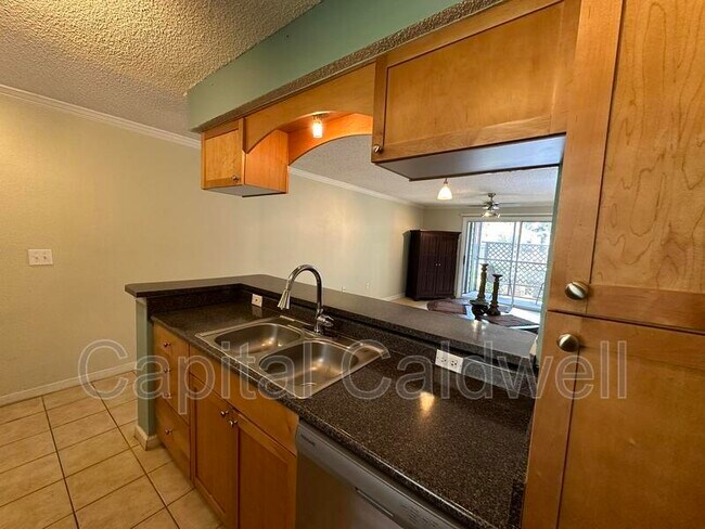 Building Photo - 2500 Winding Creek Blvd