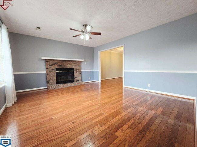 Building Photo - 1544 Pheasants Glen Dr