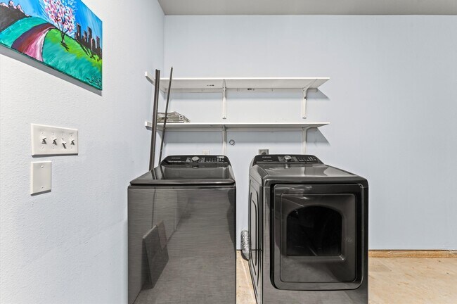 Building Photo - 18841 Elegance Ave