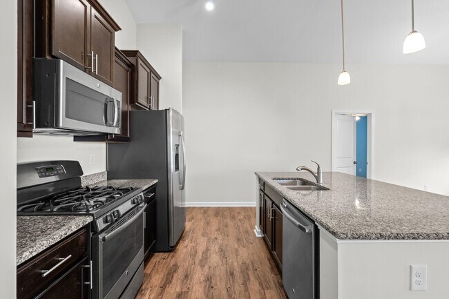 Building Photo - 4451 Livorn Loop
