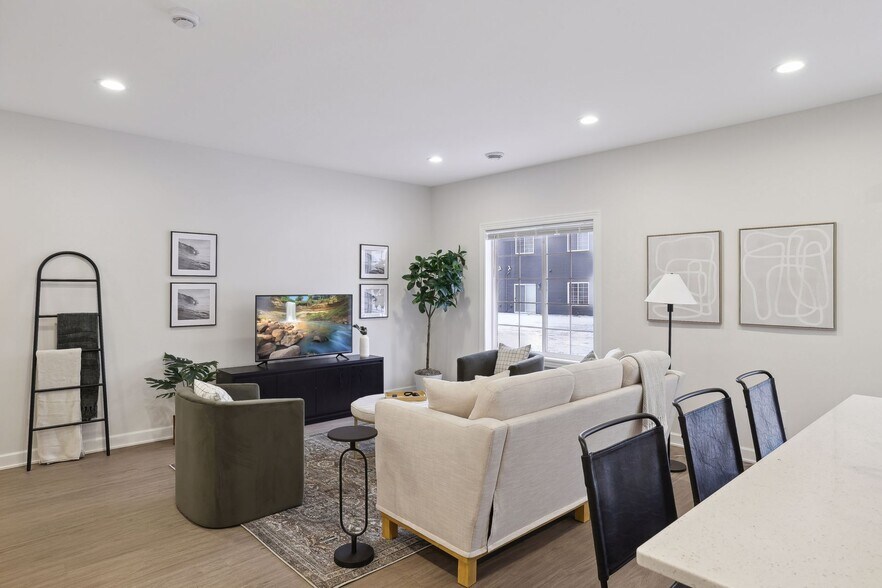 Building Photo - 947 Willow Pl