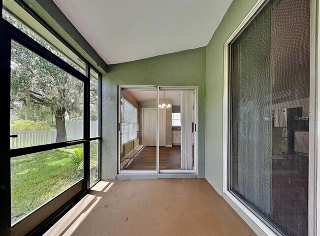 Building Photo - 1629 Maximilian Dr