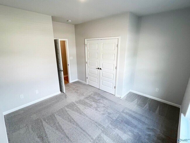 Building Photo - 11073 Wayland Rdg Dr