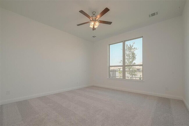 Building Photo - 2040 Terra Rose Dr
