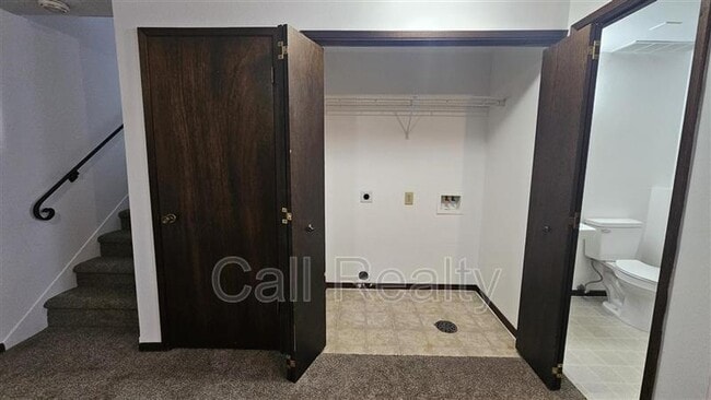 Building Photo - 719 S Century Ct