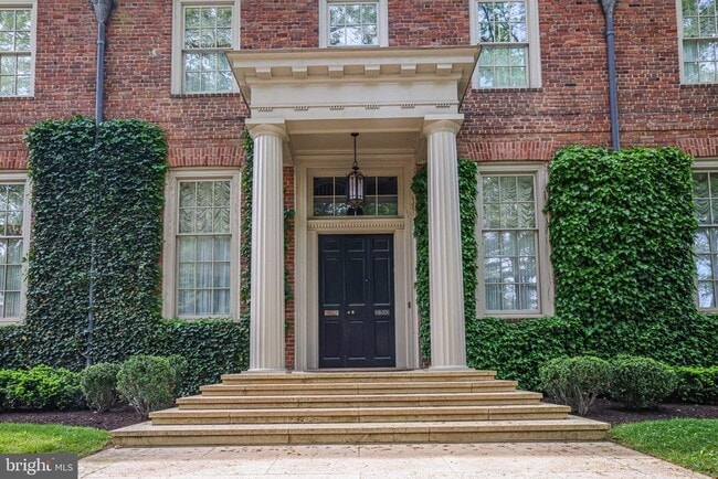 Building Photo - 2310 Kalorama Rd NW