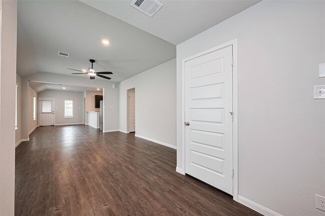 Building Photo - 22548 Cormorant Ct