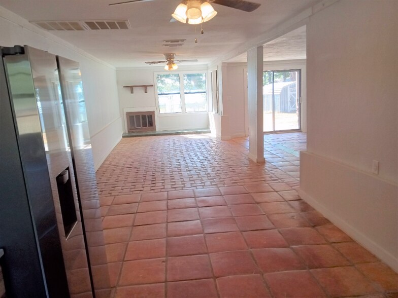 Building Photo - 9142 Co Rd 197