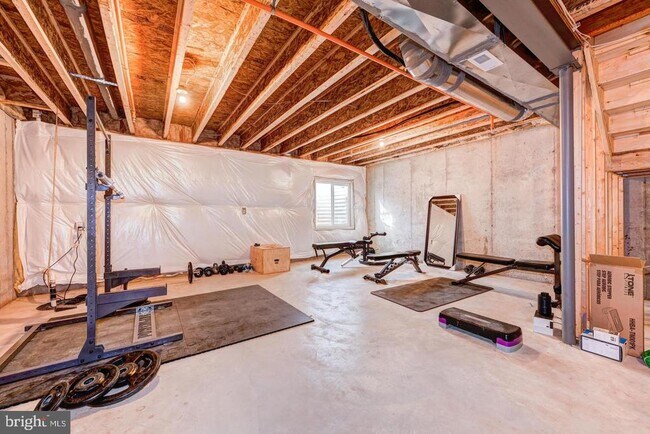 Building Photo - 204 Wynstone Ct
