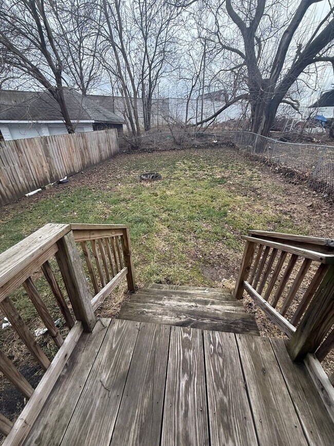 Building Photo - Downtown Mt. Clemens Home