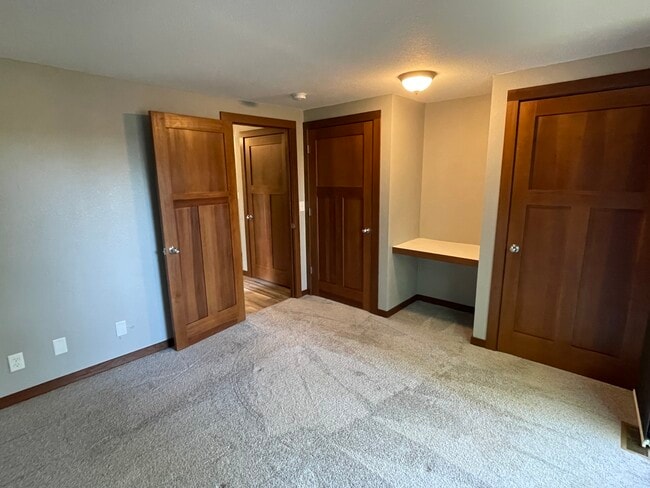 Building Photo - 1686 La Mar Dr